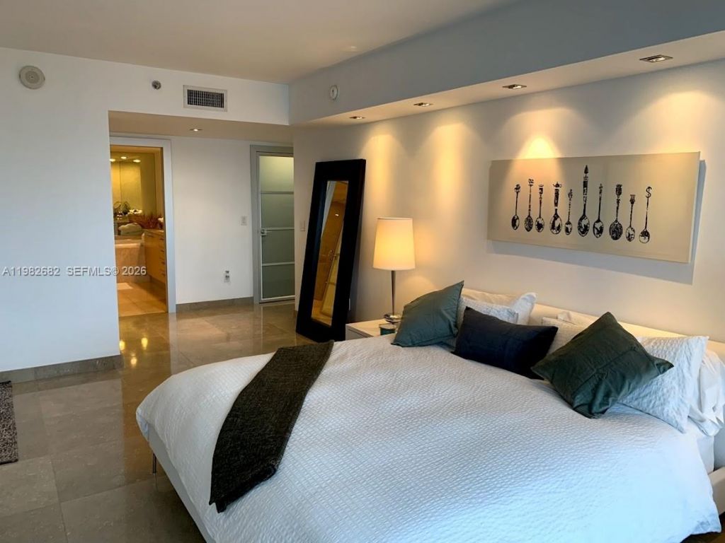 1830 S Ocean Dr, Unit 4608, Hallandale Beach, FL 33009 Photo