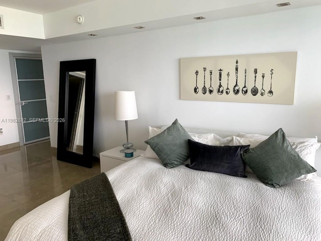 1830 S Ocean Dr, Unit 4608, Hallandale Beach, FL 33009 Photo