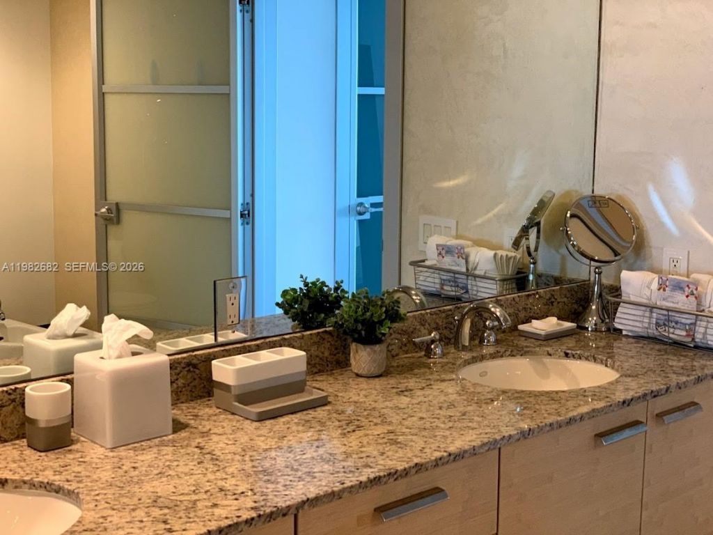 1830 S Ocean Dr, Unit 4608, Hallandale Beach, FL 33009 Photo