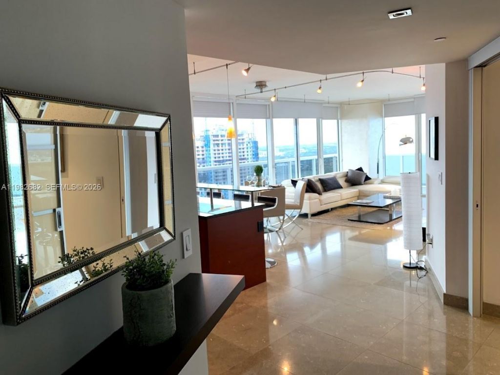 1830 S Ocean Dr, Unit 4608, Hallandale Beach, FL 33009 Photo