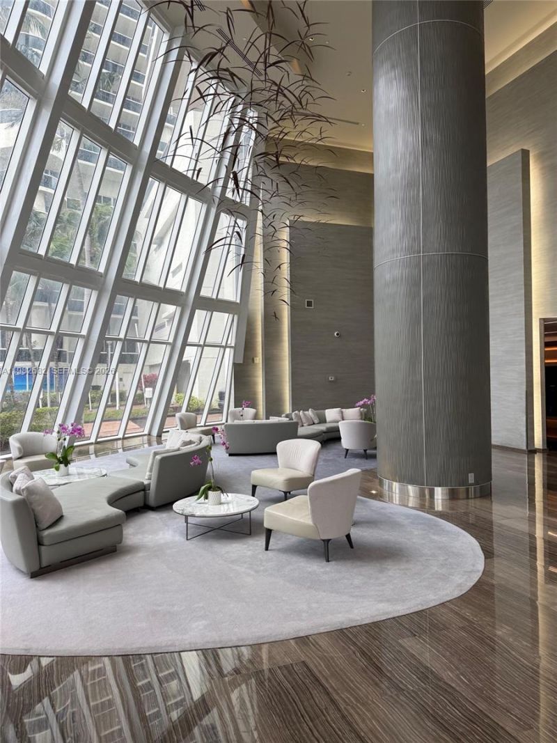 1830 S Ocean Dr, Unit 4608, Hallandale Beach, FL 33009 Photo