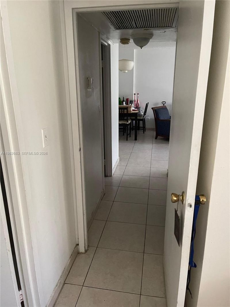 210 172nd St , Unit 323, Sunny Isles Beach, FL 33160 Photo