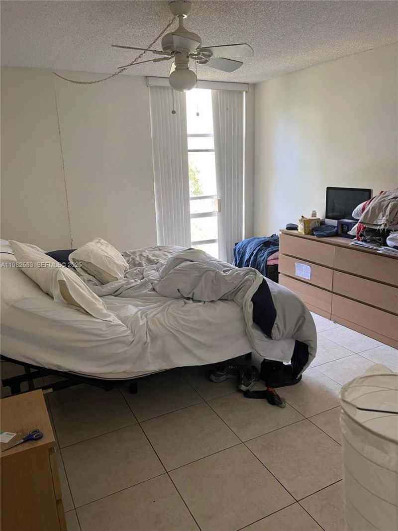 210 172nd St , Unit 323, Sunny Isles Beach, FL 33160 Photo