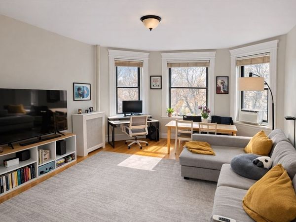 15 Park Drive, Unit 15, Boston, MA 02215