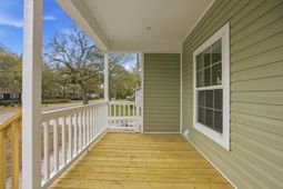 1550 Larry Street photo 4