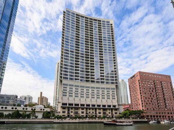 333 N Canal Street, Unit 3604, Chicago, IL 60606