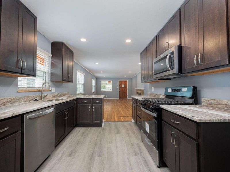 903 S Harris Avenue, Columbus, OH 43204 Photo 12