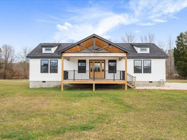 111 Galen Court, Clay City, KY 40312