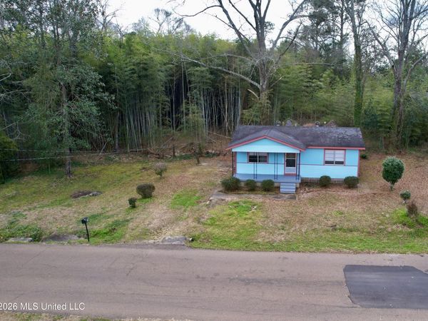 1002 Avenue F, McComb, MS 39648