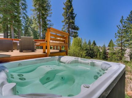 949 Fairview Boulevard, Incline Village, NV 89451 Photo