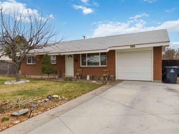 885 E 17th N, Mountain Home, ID 83647
