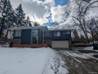 5155 Greenview , Clarkston, MI 48348