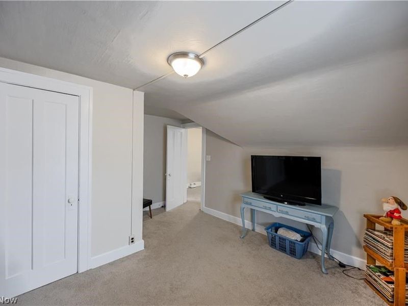 18520 Winslow Road, Shaker Heights, OH 44122 Photo 21