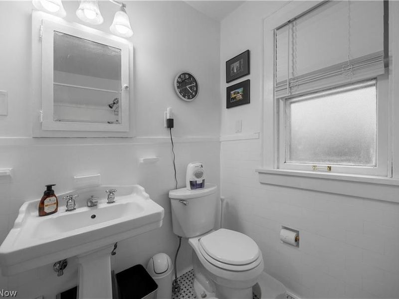 18520 Winslow Road, Shaker Heights, OH 44122 Photo 37