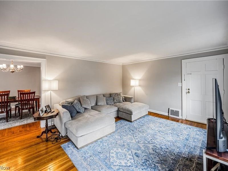 18520 Winslow Road, Shaker Heights, OH 44122 Photo 6