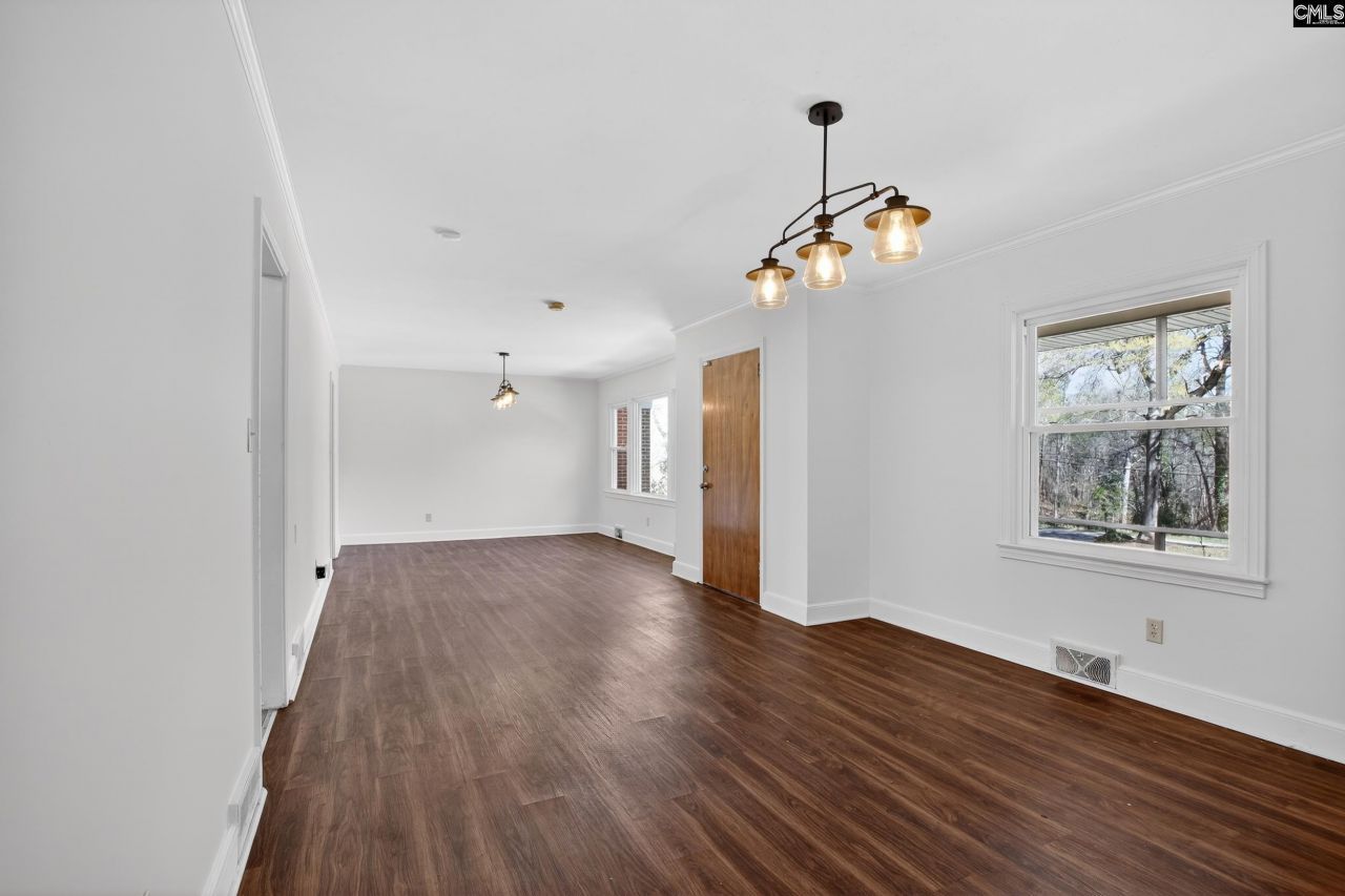 46 Pinecrest Avenue Photo 9