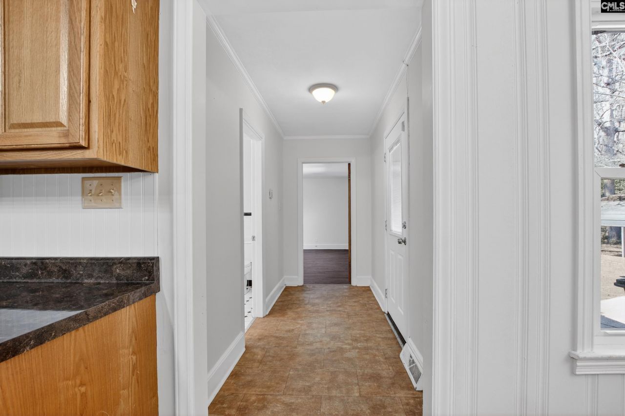 46 Pinecrest Avenue Photo 18