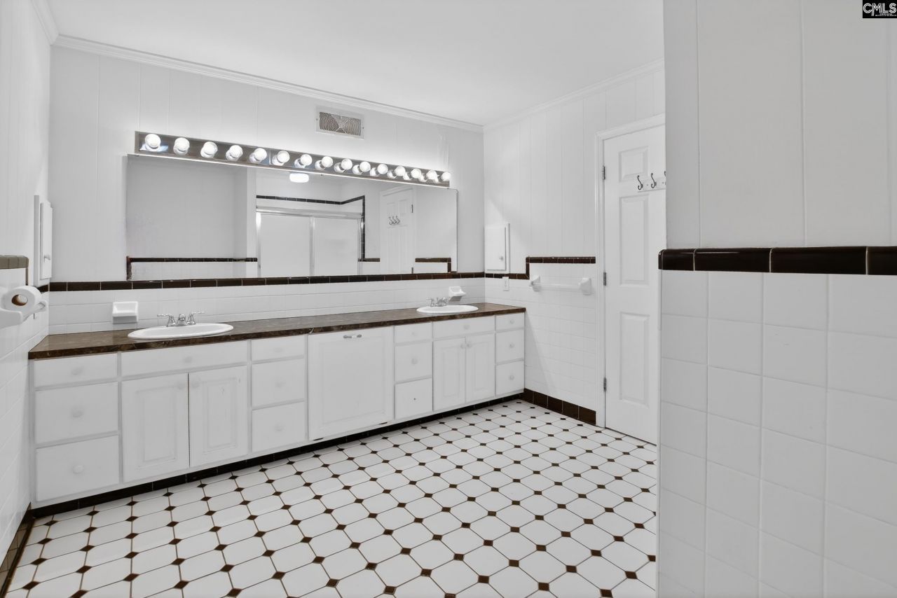 46 Pinecrest Avenue Photo 19