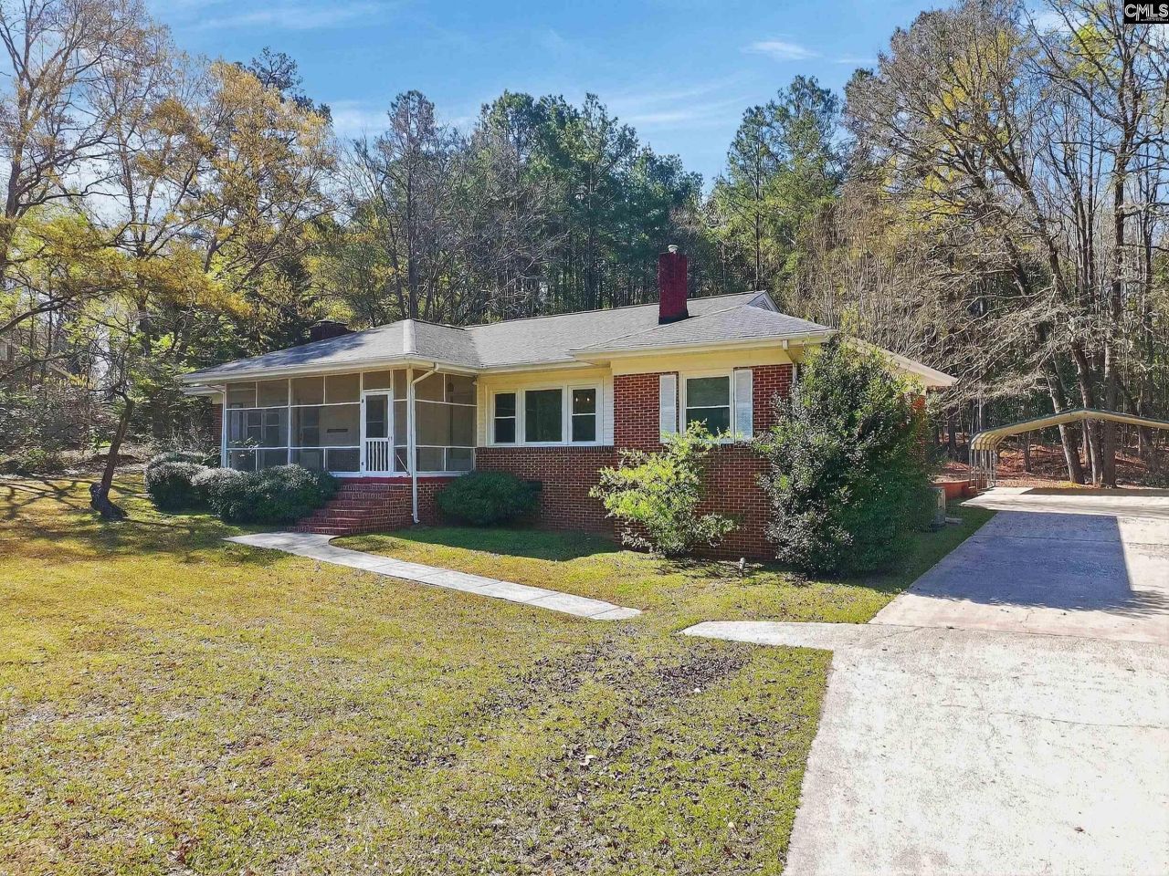 46 Pinecrest Avenue Photo 4