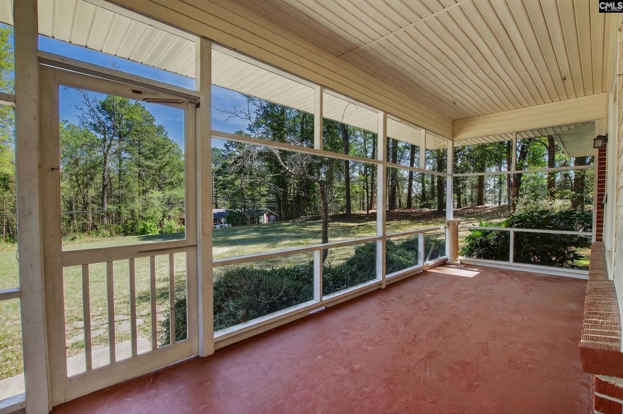 46 Pinecrest Avenue Photo 6