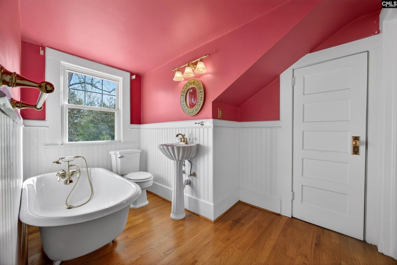 2726 Burney Drive  Photo 25