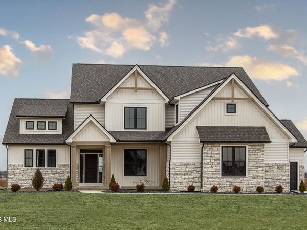 9420 Kimball, Sylvania, OH 43560