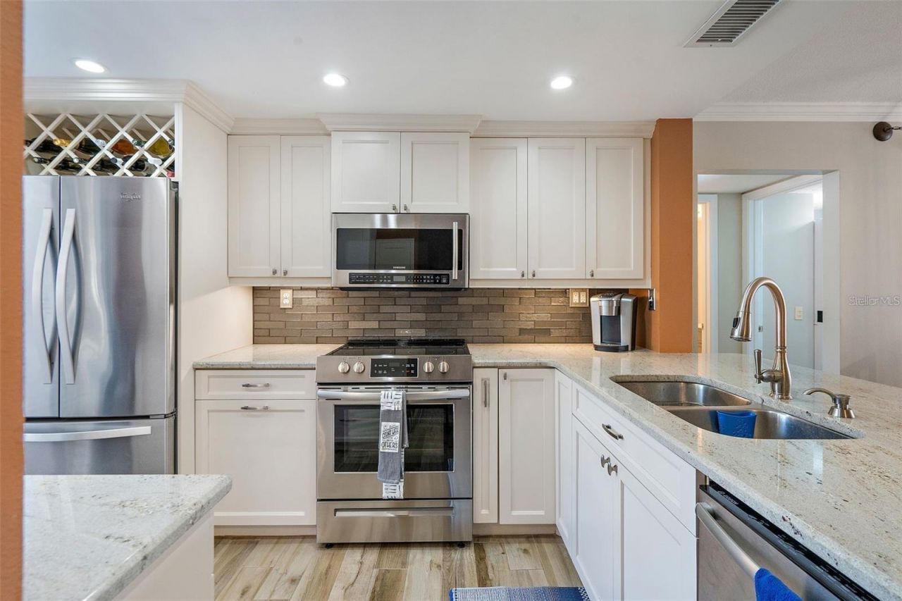 6277 Bahia Del Mar Boulevard, Unit 110, Saint Petersburg, FL 33715 Photo