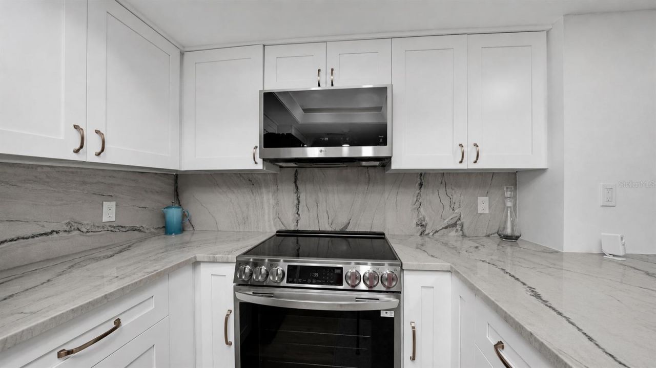 825 S Osprey Avenue, Unit 101, Sarasota, FL 34236 Photo