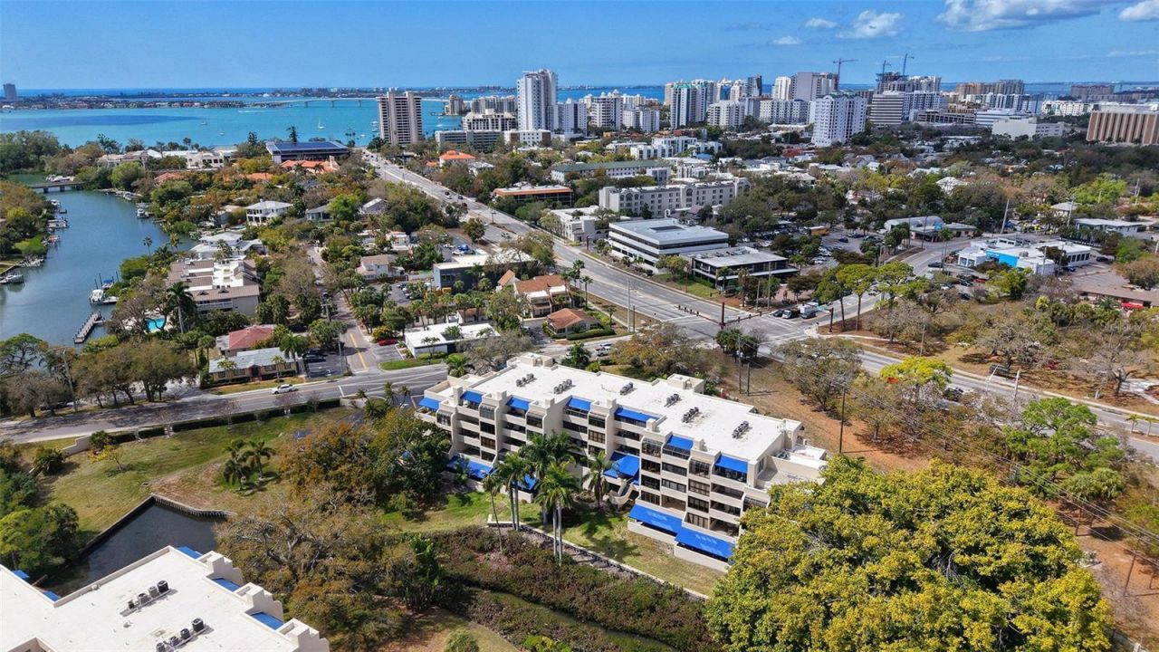 825 S Osprey Avenue, Unit 101, Sarasota, FL 34236 Photo