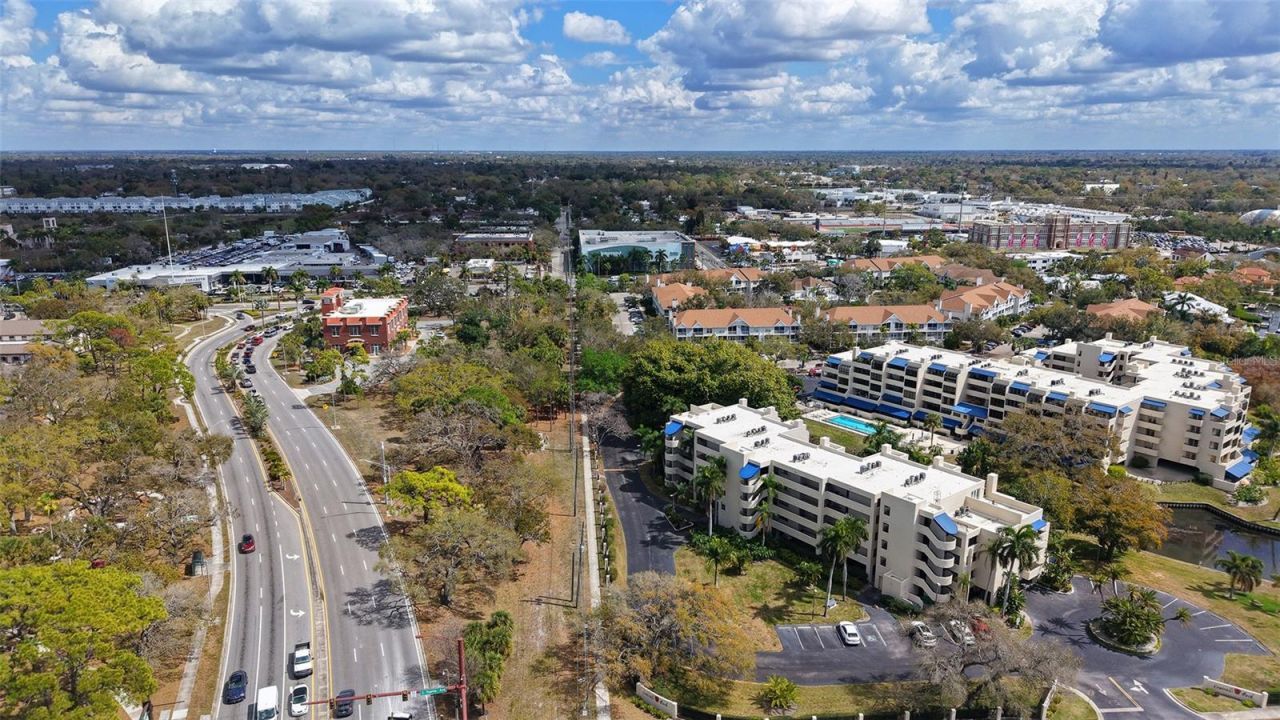 825 S Osprey Avenue, Unit 101, Sarasota, FL 34236 Photo