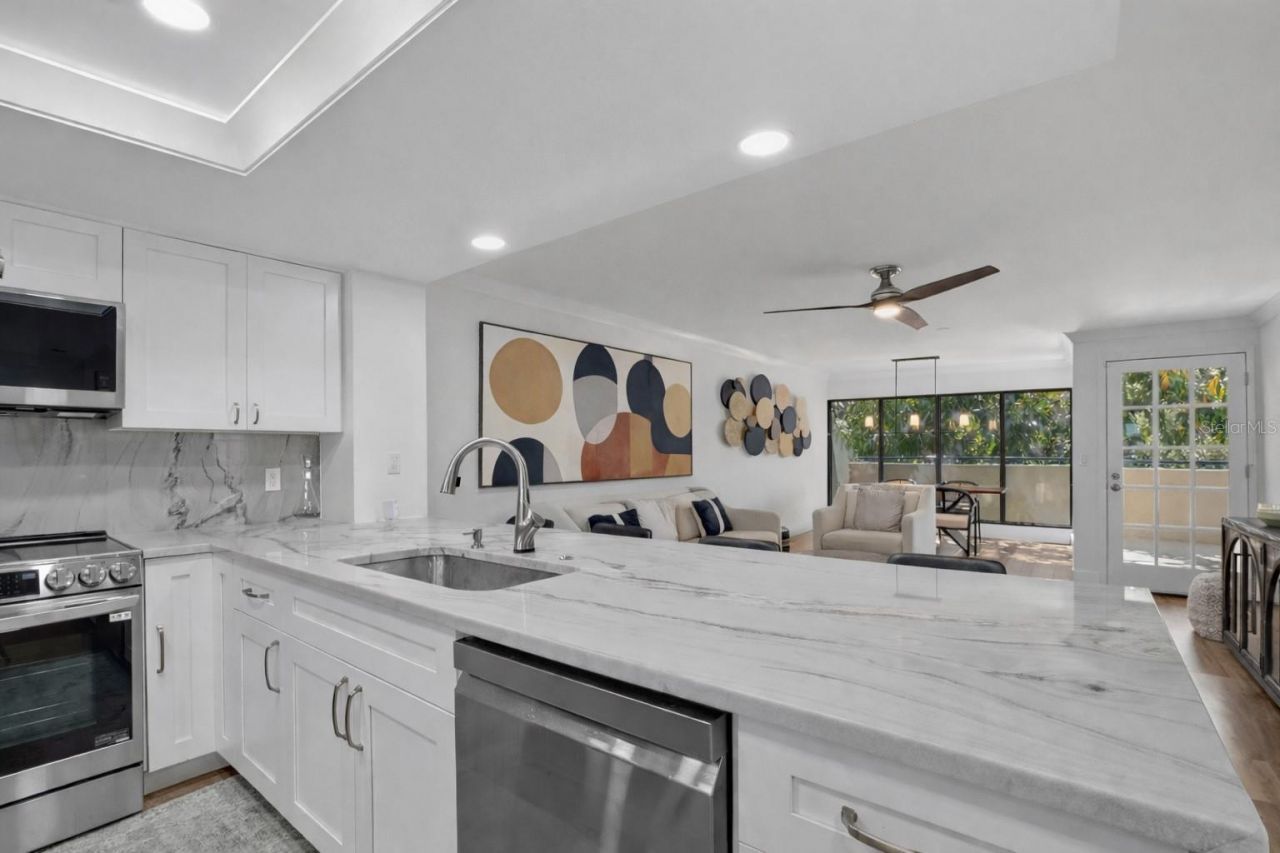 825 S Osprey Avenue , Unit 101, Sarasota, FL 34236 Photo