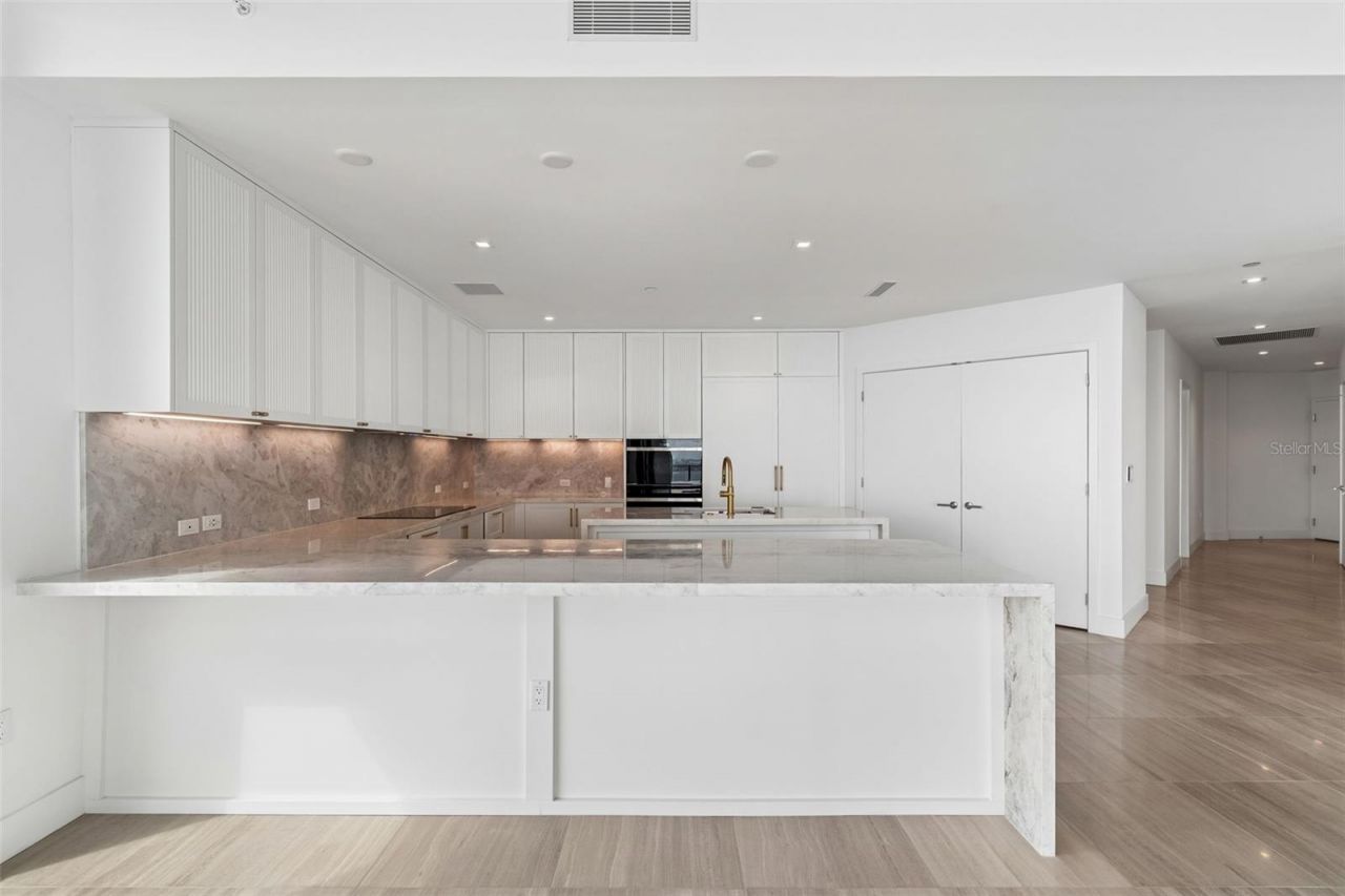 3101 Bayshore Boulevard, Unit 2104, Tampa, FL 33629 Photo