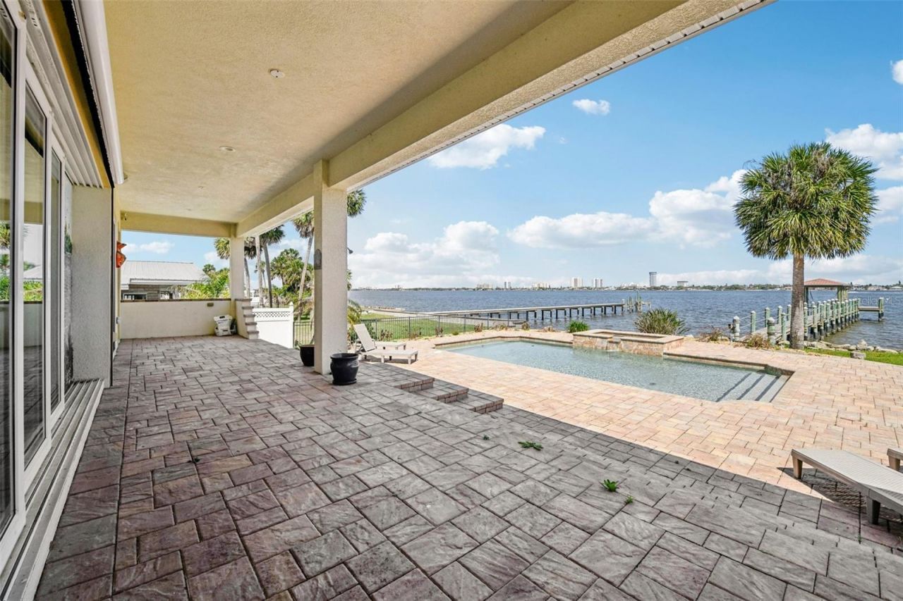 2227 S Palmetto Avenue, South Daytona, FL 32119 Photo