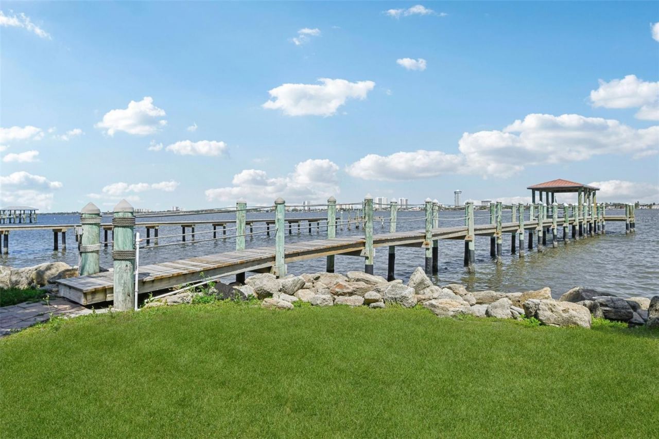 2227 S Palmetto Avenue, South Daytona, FL 32119 Photo