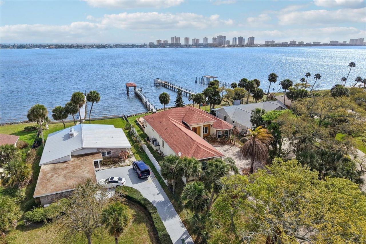 2227 S Palmetto Avenue, South Daytona, FL 32119 Photo