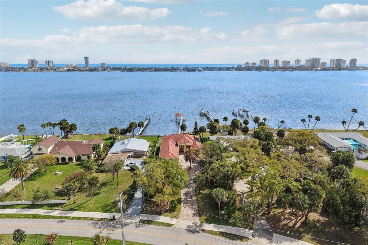 2227 S Palmetto Avenue, South Daytona, FL 32119 Photo