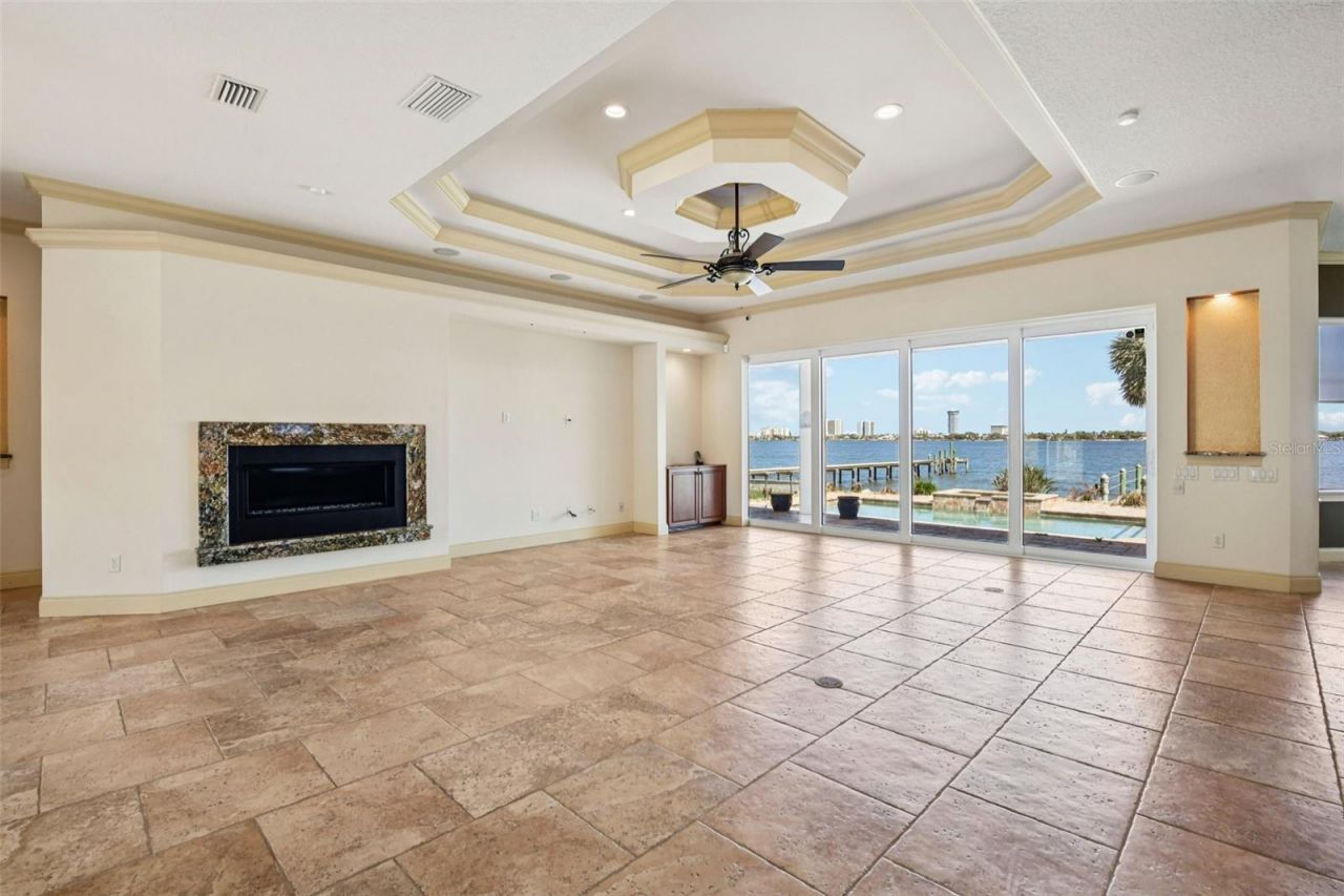 2227 S Palmetto Avenue, South Daytona, FL 32119 Photo