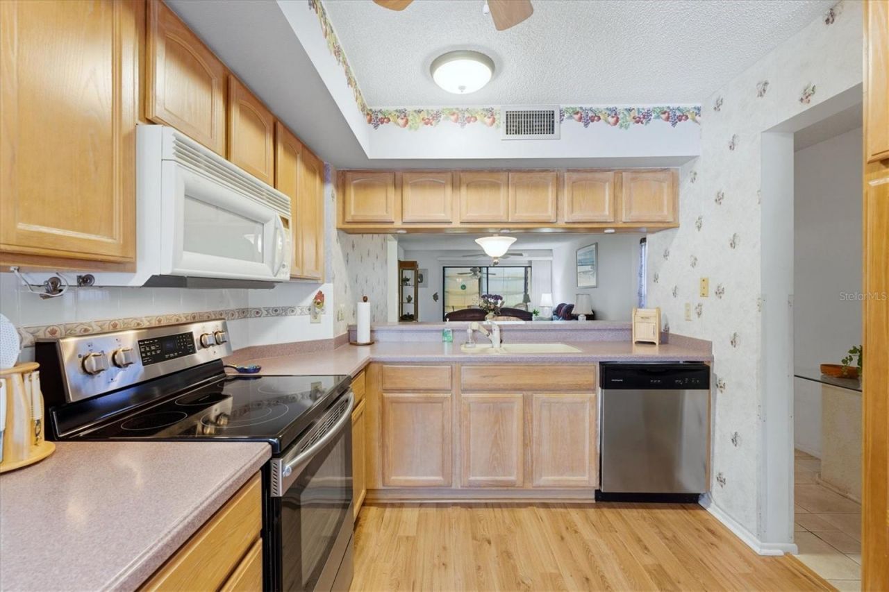 7165 28th Avenue W, Bradenton, FL 34209 Photo