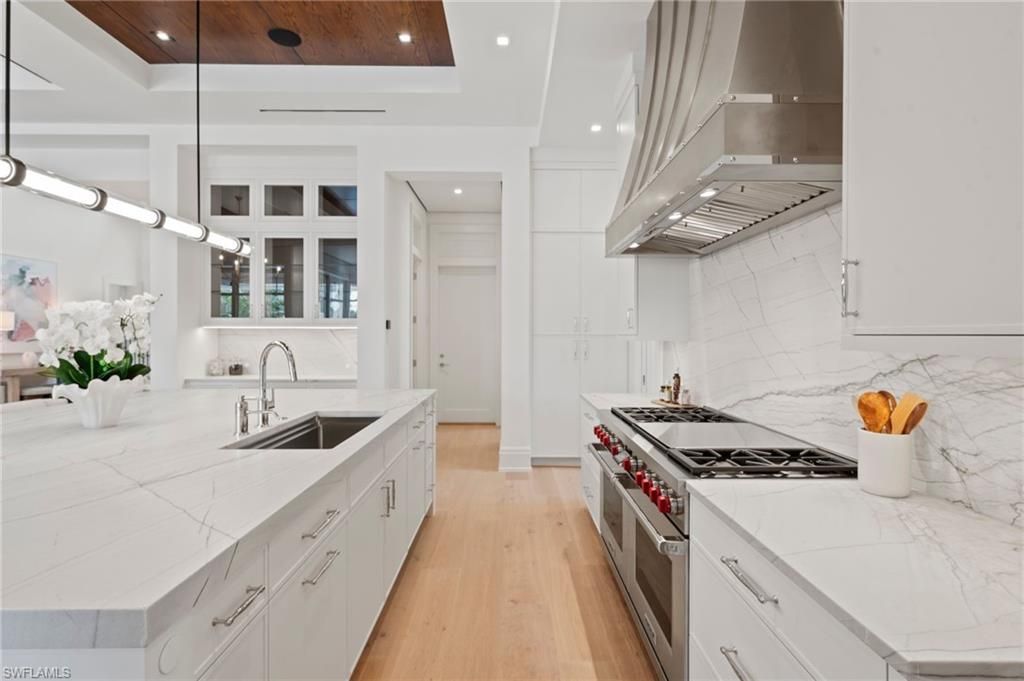 408 16th Ave S, Naples, FL 34102 Photo