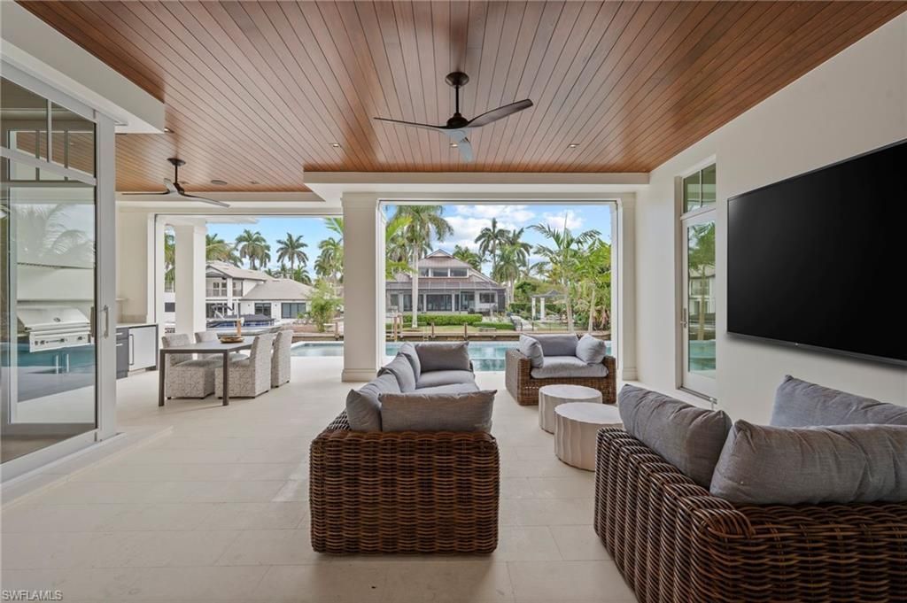 408 16th Ave S, Naples, FL 34102 Photo