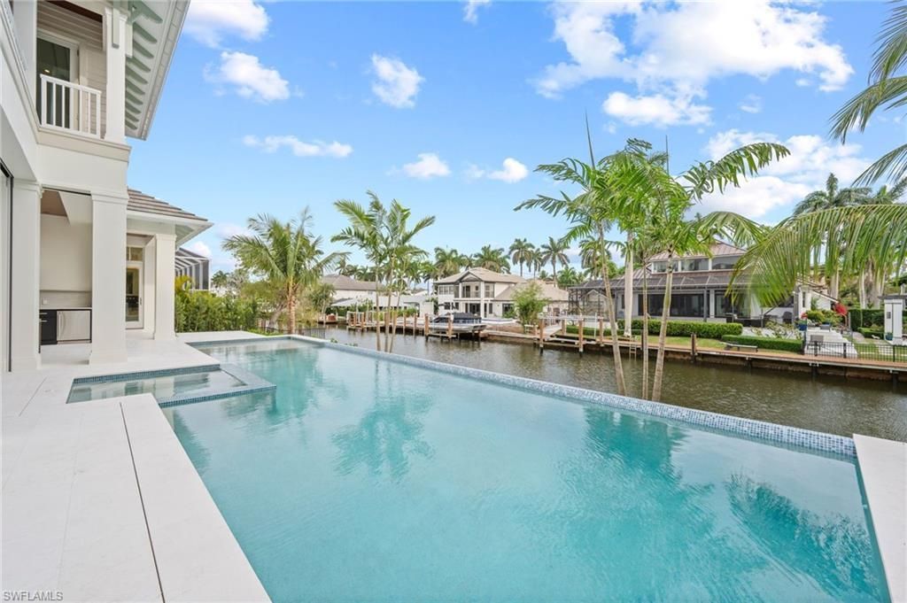 408 16th Ave S, Naples, FL 34102 Photo