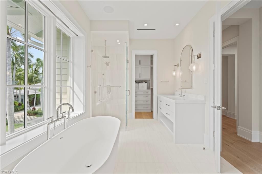 408 16th Ave S, Naples, FL 34102 Photo