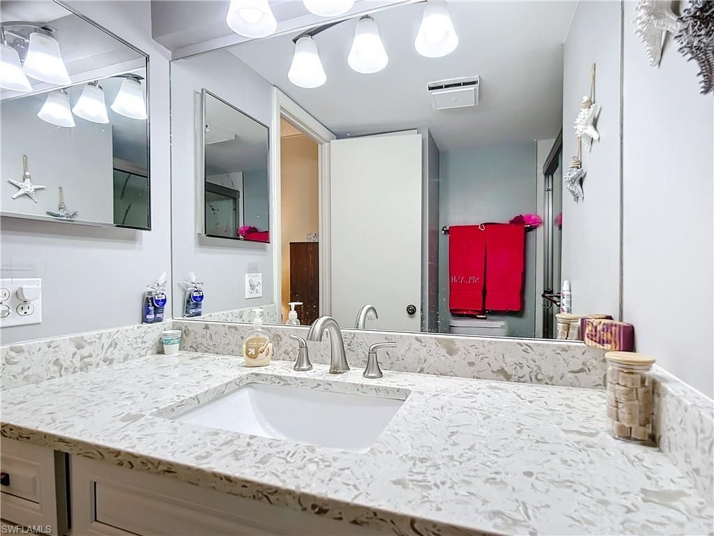 180 Turtle Lake Ct, Unit 103, Naples, FL 34105 Photo