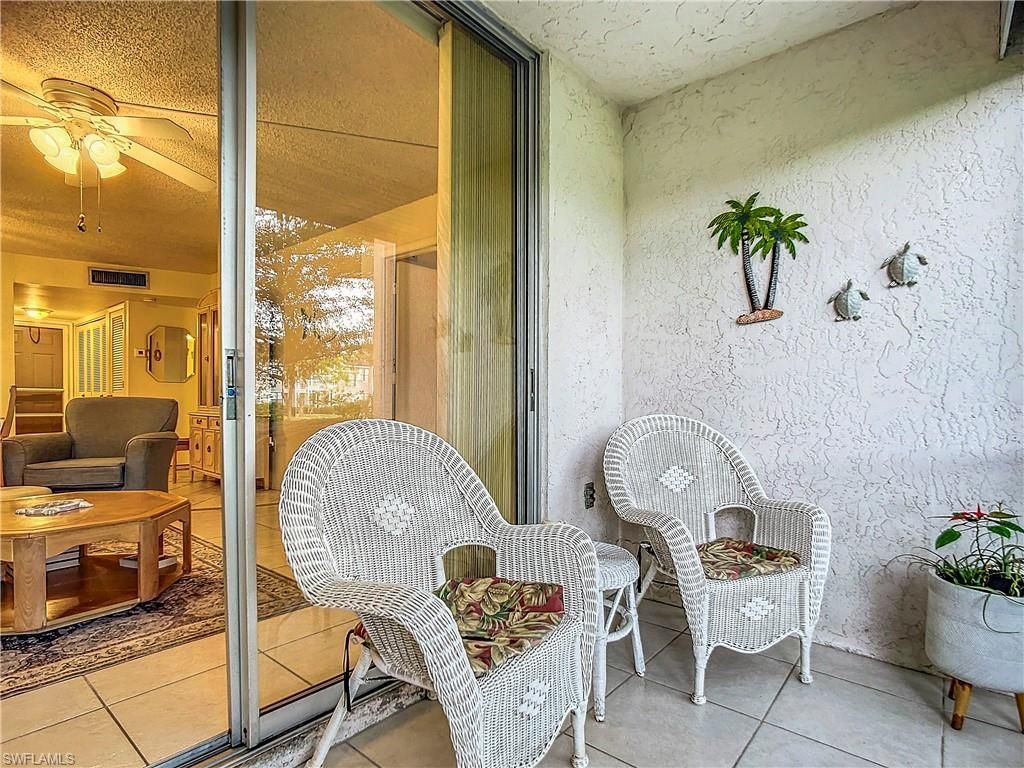 180 Turtle Lake Ct, Unit 103, Naples, FL 34105 Photo