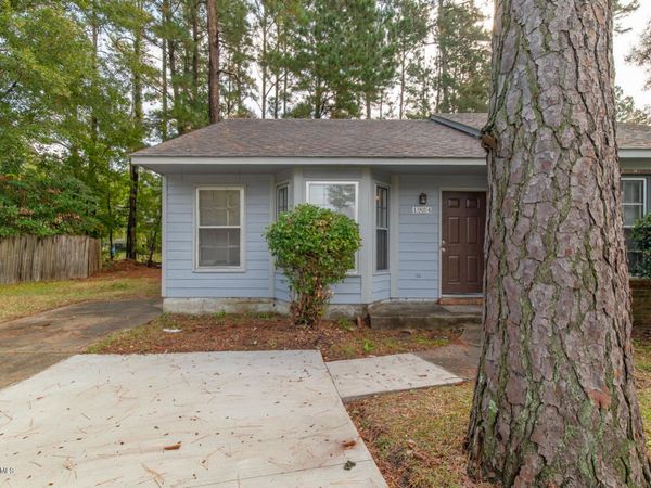 1924 Greenstone Court , Midway Park, NC 28544