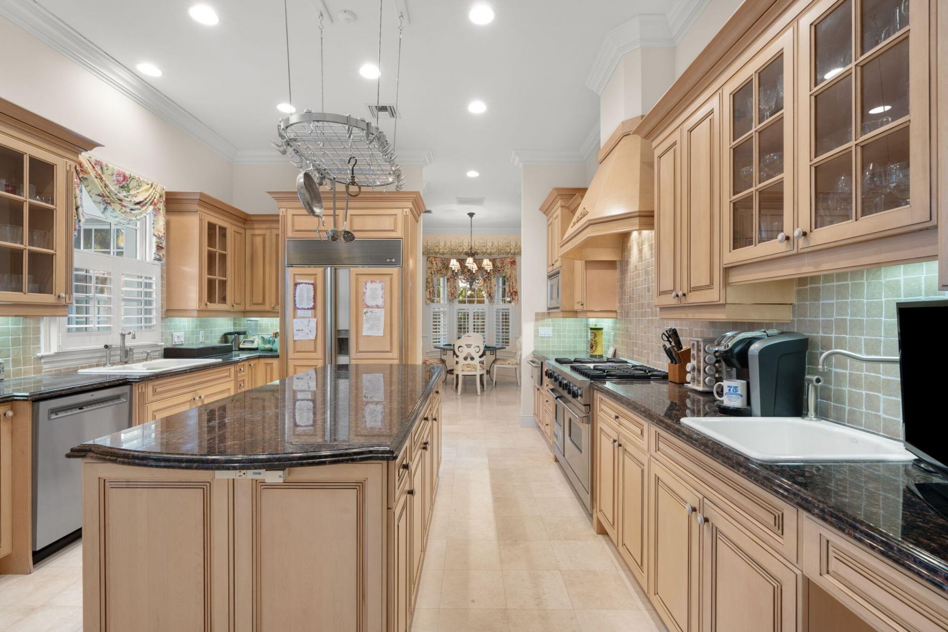 255 Cherry Lane, Palm Beach, FL 33480 Photo