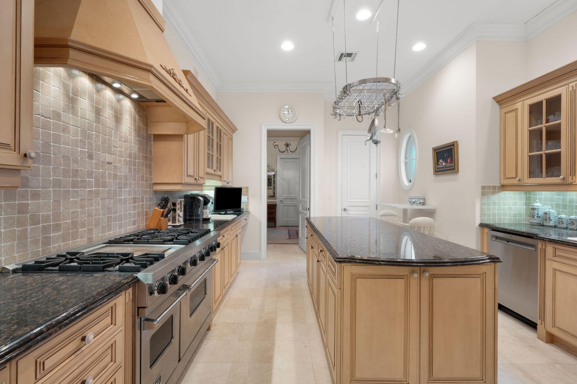 255 Cherry Lane, Palm Beach, FL 33480 Photo