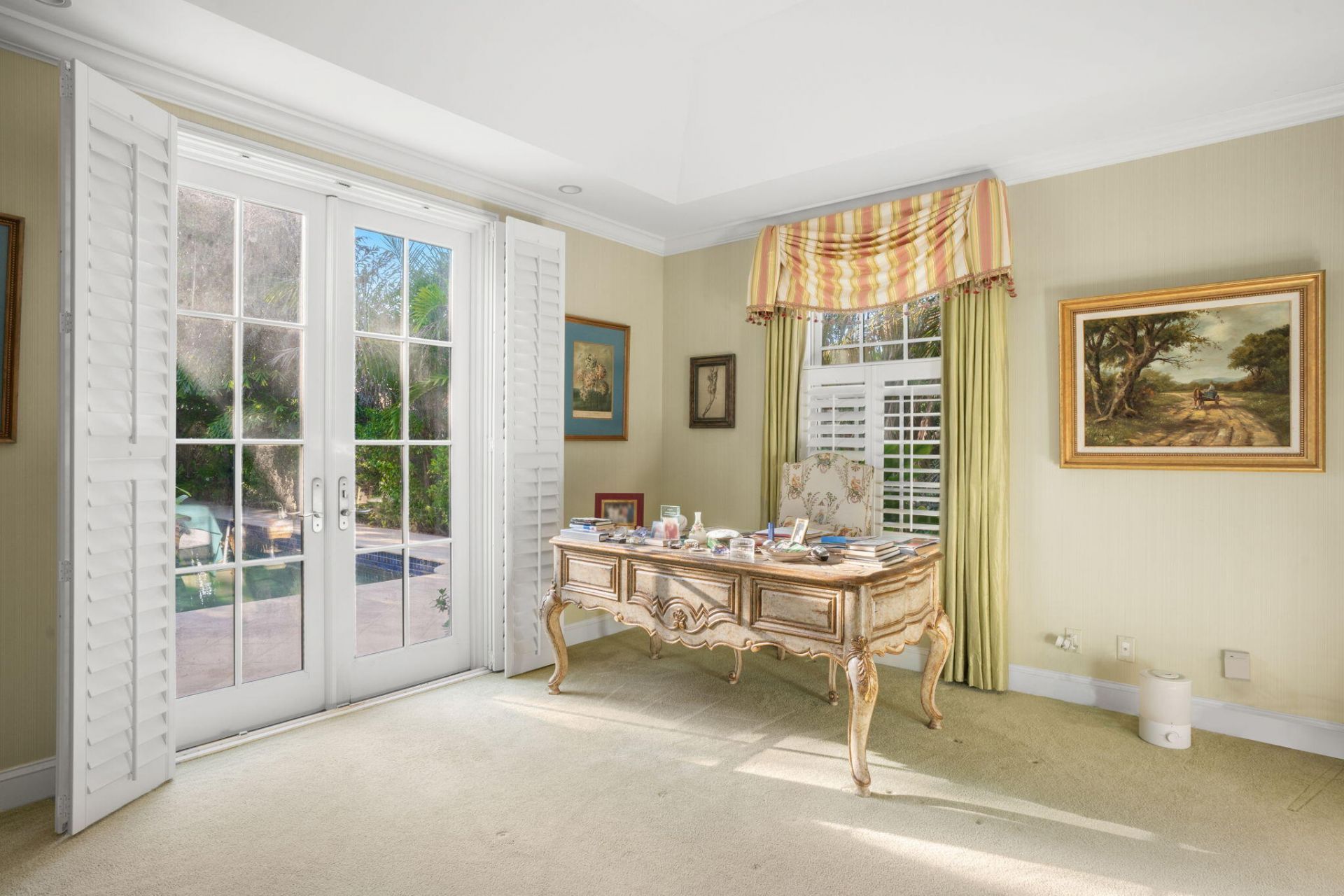 255 Cherry Lane, Palm Beach, FL 33480 Photo