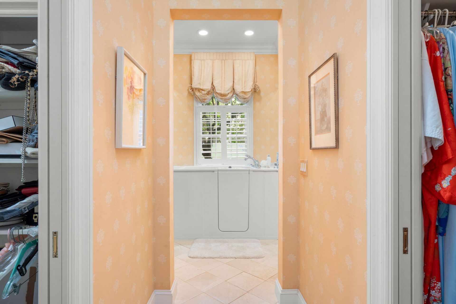 255 Cherry Lane, Palm Beach, FL 33480 Photo