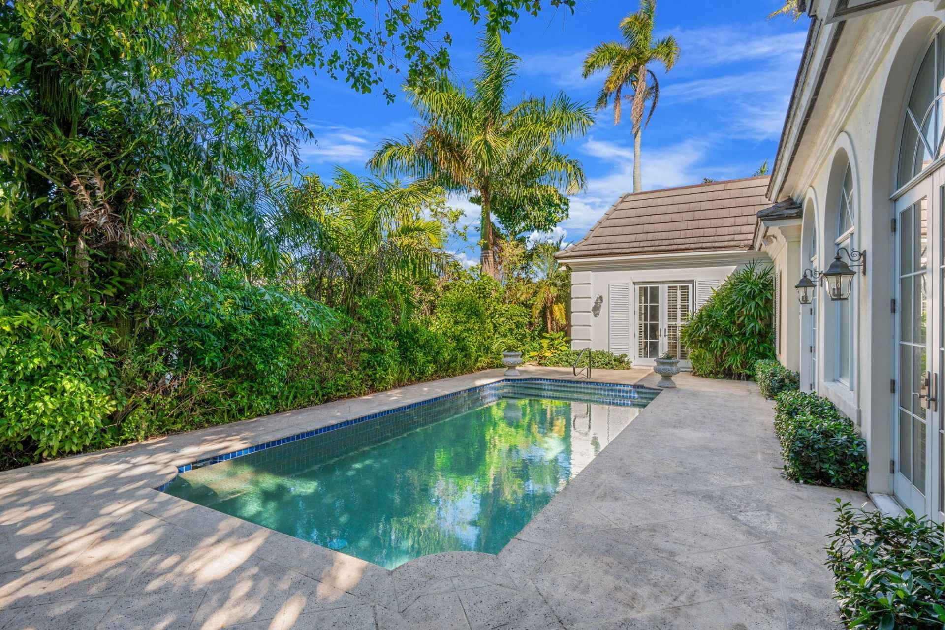 255 Cherry Lane, Palm Beach, FL 33480 Photo